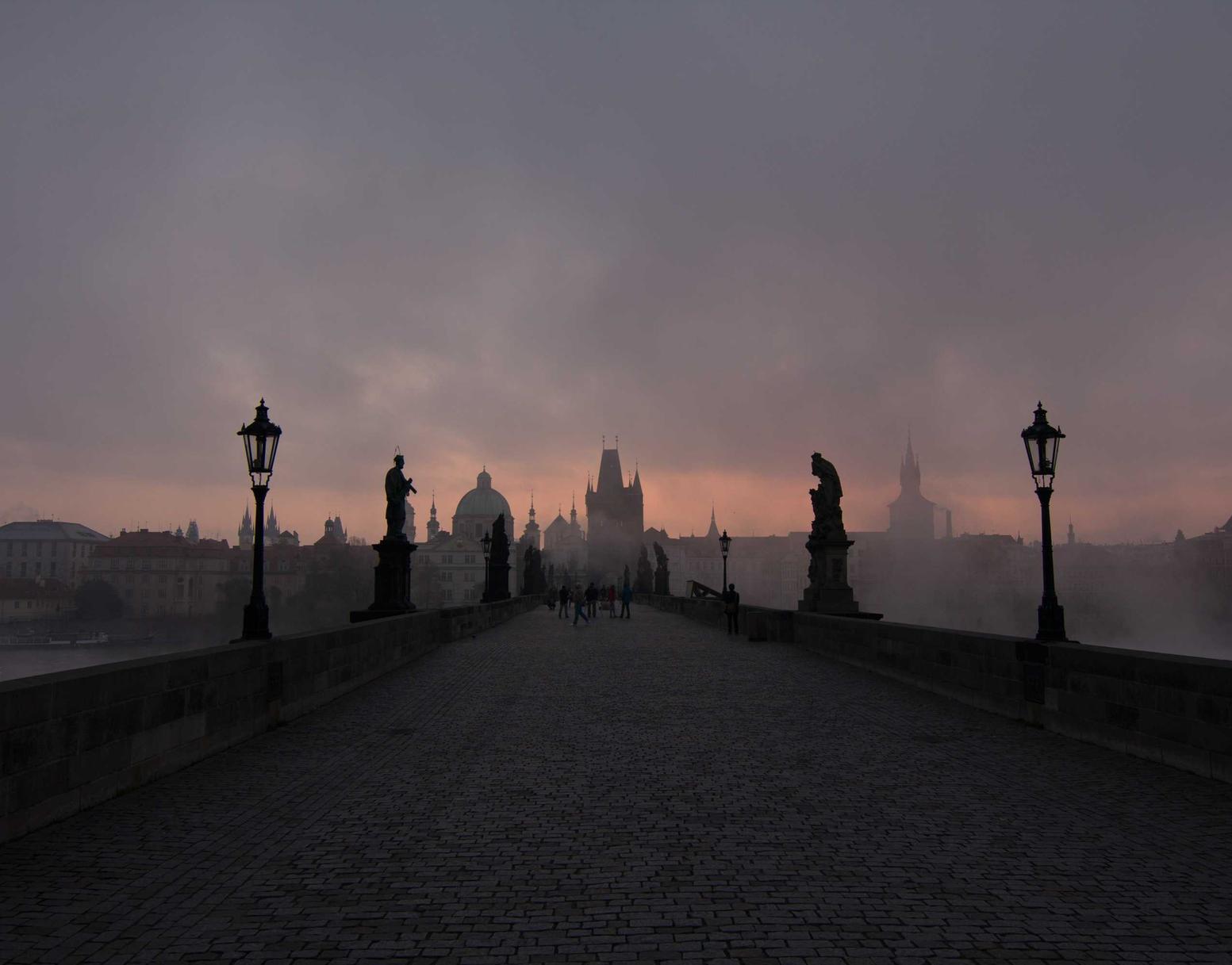 正规的物联卡:金山注册代理记账